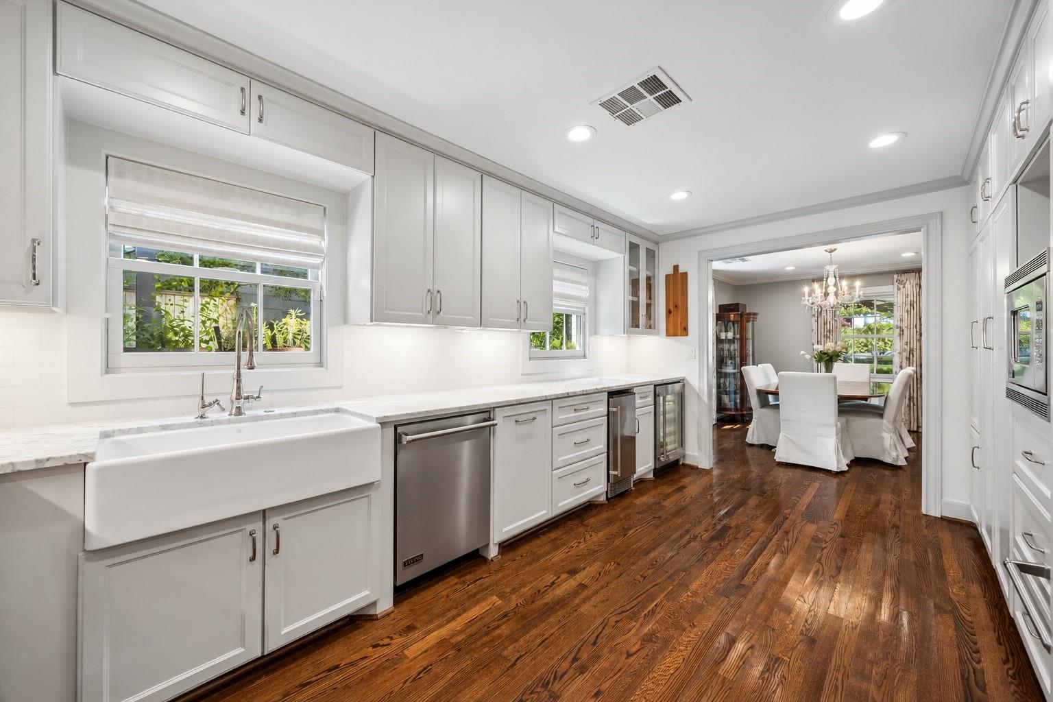 2419 Avalon Place