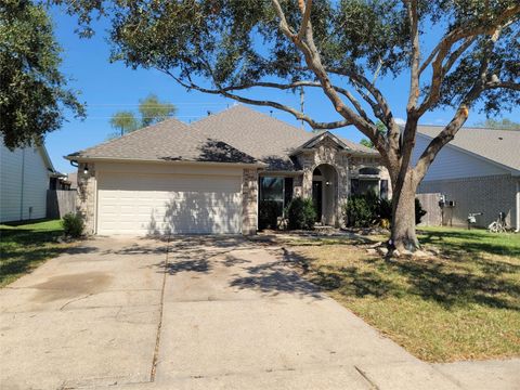 Photo of 1226 Collier Point Lane, Fresno, TX 77545 (MLS # 53981392)