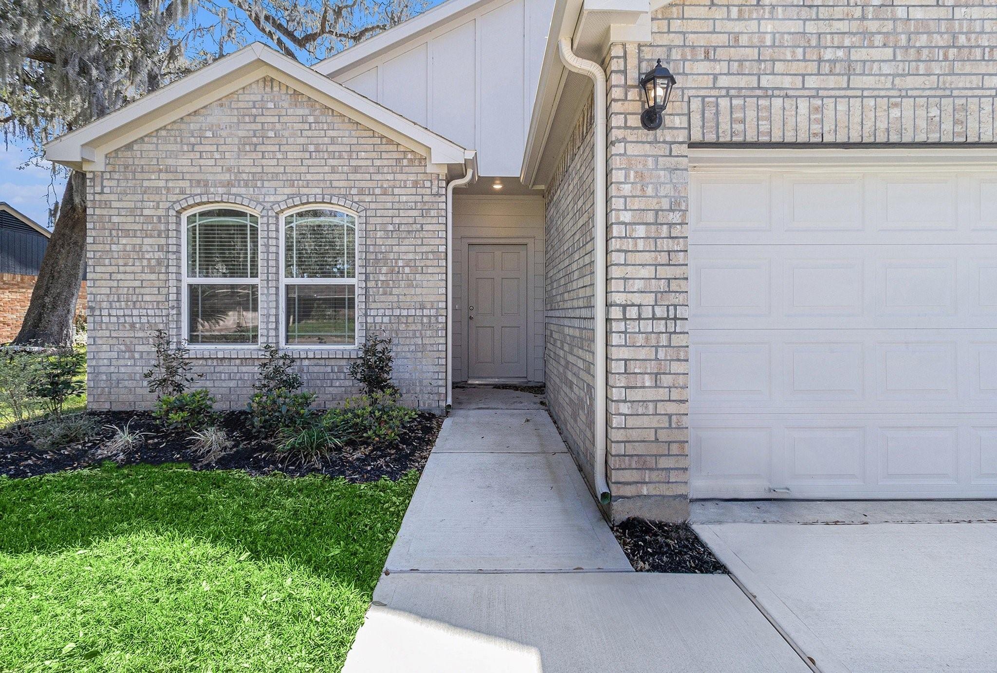 249 Edgewater Drive