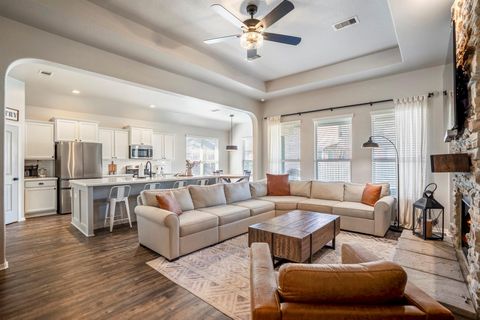 Photo of 123 Clearmont Place, Montgomery, TX 77316 (MLS # 53718689)