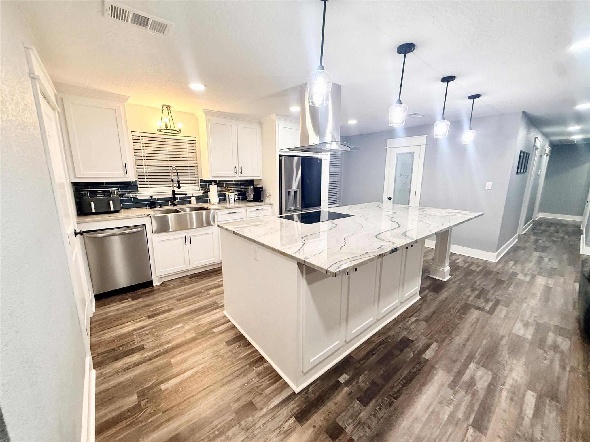 4238 County Road 507