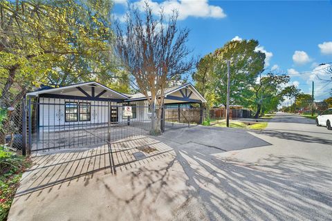 Photo of 7414 Corpus Christi Street, Houston, TX 77020 (MLS # 58599036)