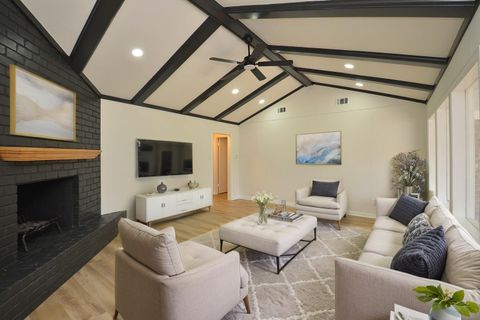 Photo of 10623 Longmont Drive, Houston, TX 77042 (MLS # 24448582) Photo of 10623 Longmont Drive, Houston, TX 77042 (MLS # 24448582)