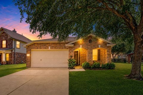 Photo of 15214 Thistle Rock Lane, Cypress, TX 77429 (MLS # 48596221)