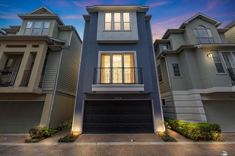 Photo of 3414 Center Street, Houston, TX 77007 (MLS # 92355129)