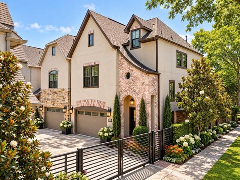 Photo of 2112 Sherwin Street, Houston, TX 77007 (MLS # 36871851)