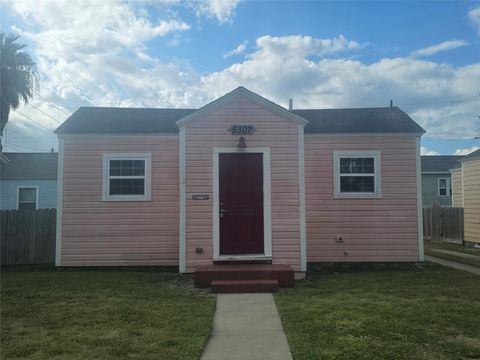 Photo of 5307 O Avenue, Galveston, TX 77551 (MLS # 83068031)