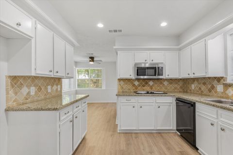 Photo of 12211 Sarti Street, Houston, TX 77066 (MLS # 50890904) Photo of 12211 Sarti Street, Houston, TX 77066 (MLS # 50890904)