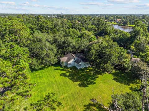 Homes For Sale - 1717 Oleander Drive<br/> Dickinson, TX 77539