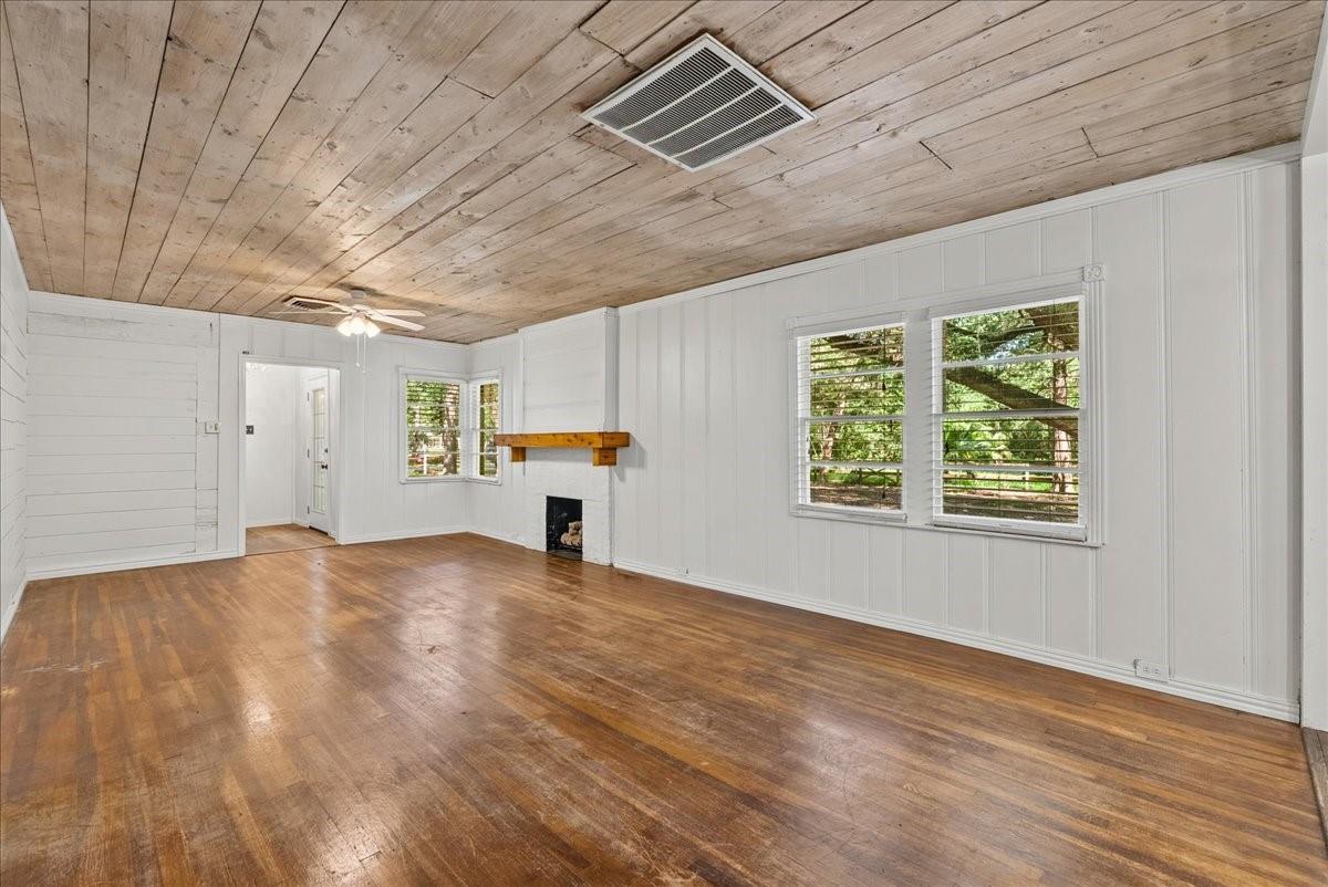 1717 Oleander Drive