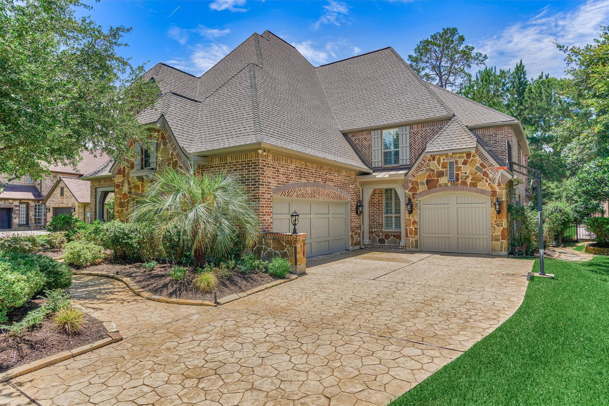 66 S Player Manor Circle