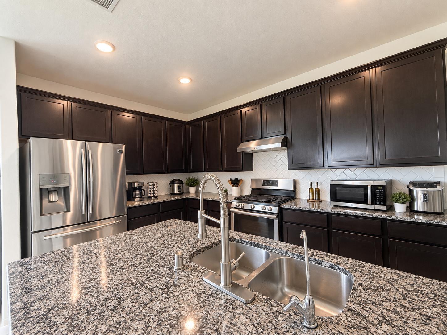 8823 Sandhill Crane Road
