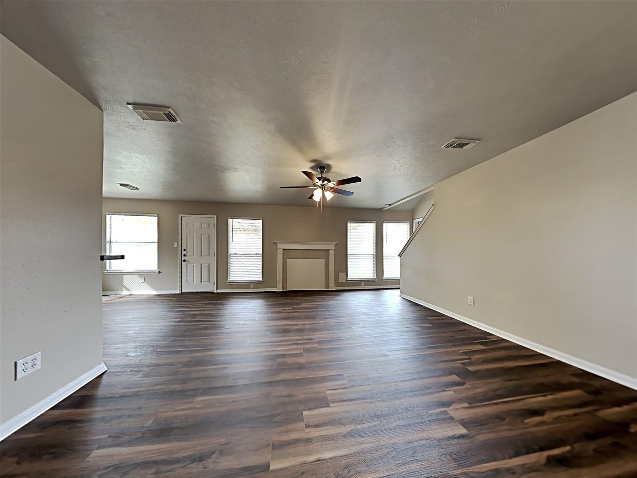 1723 Forestburg Drive