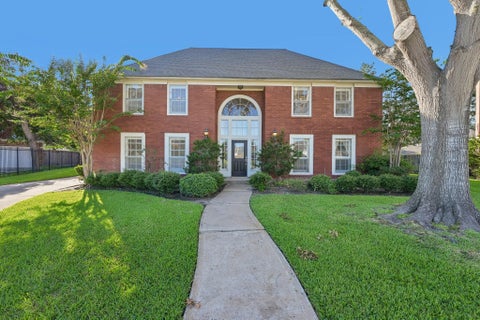 Photo of 15 Sterling Street, Sugar Land, TX 77479 (MLS # 98630754)