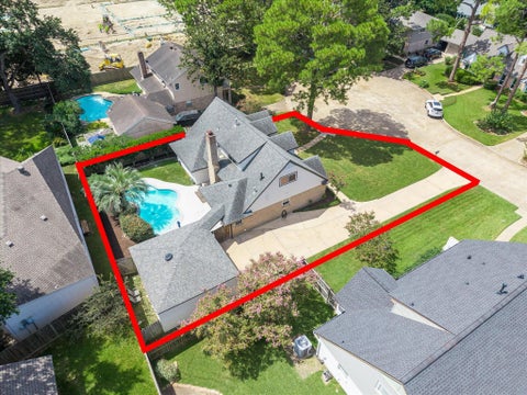 Photo of 2706 Bernadette Lane, Houston, TX 77043 (MLS # 67023412)