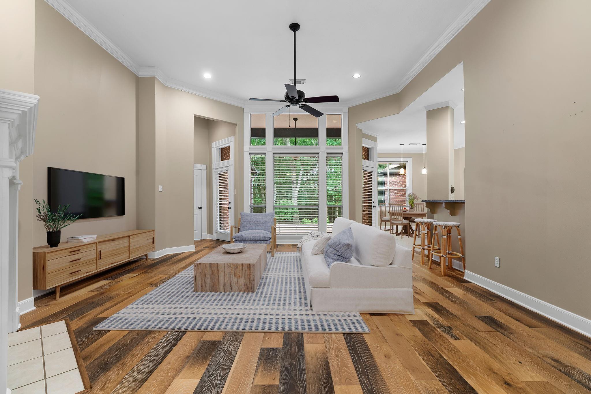 117 Lake View Circle