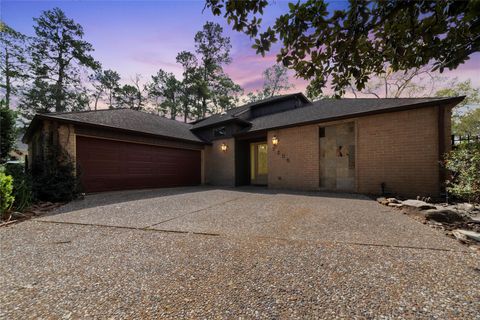 Photo of 3206 Laurel Point Court, Houston, TX 77339 (MLS # 84025628)