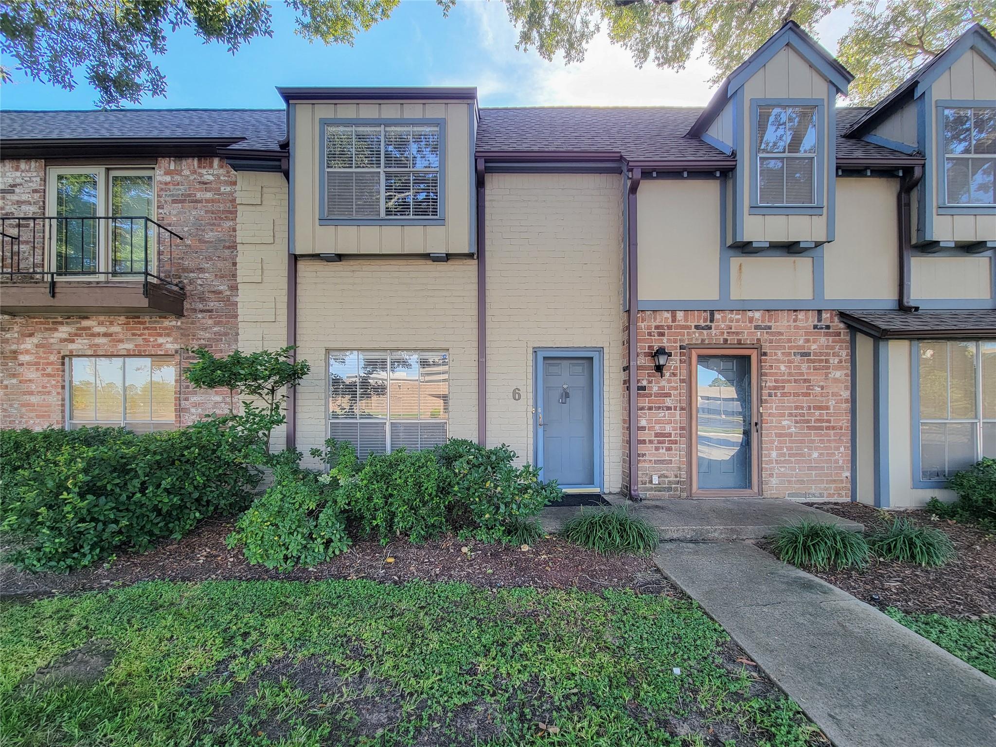 14703 Barryknoll 6