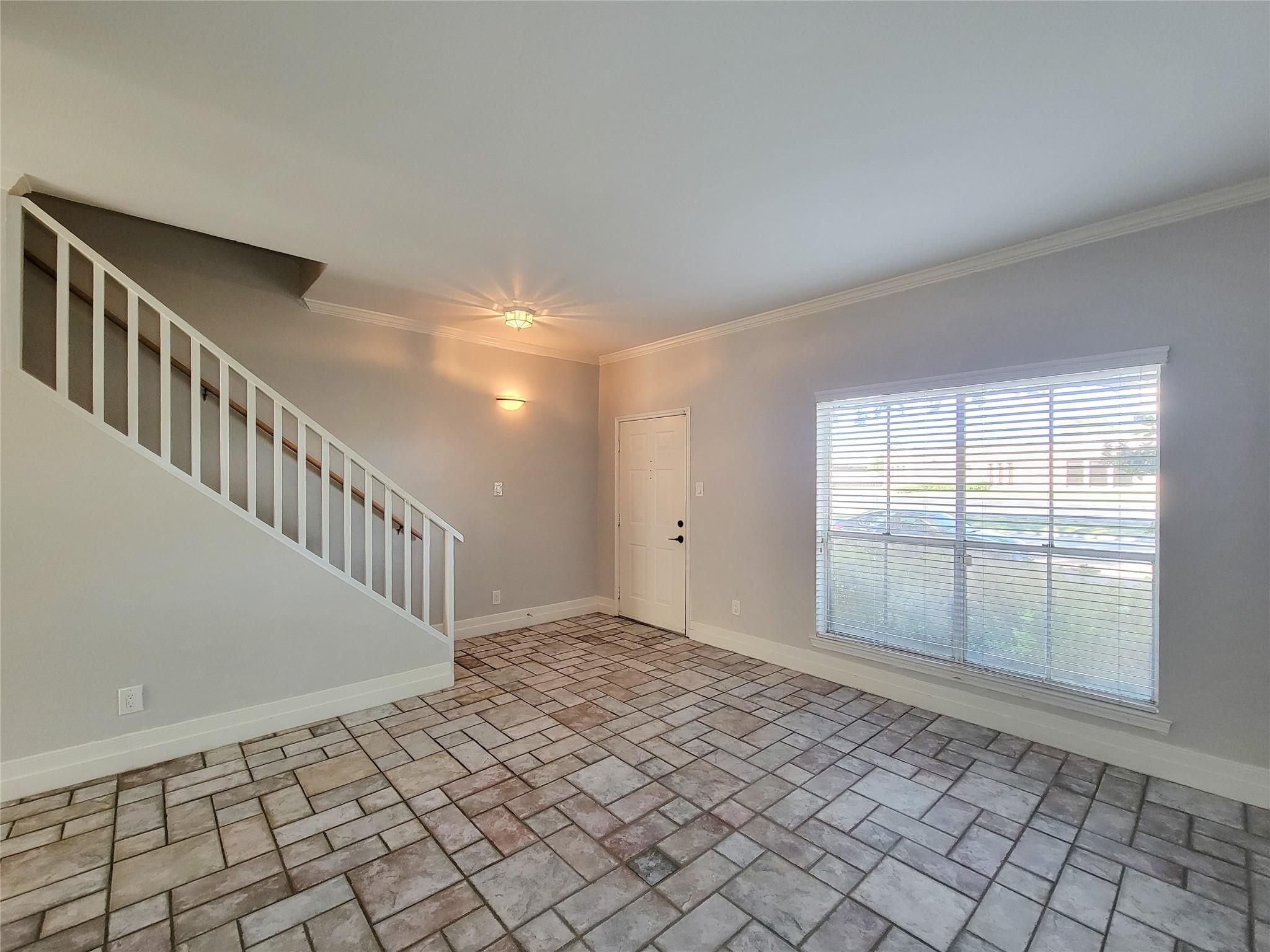 14703 Barryknoll 6