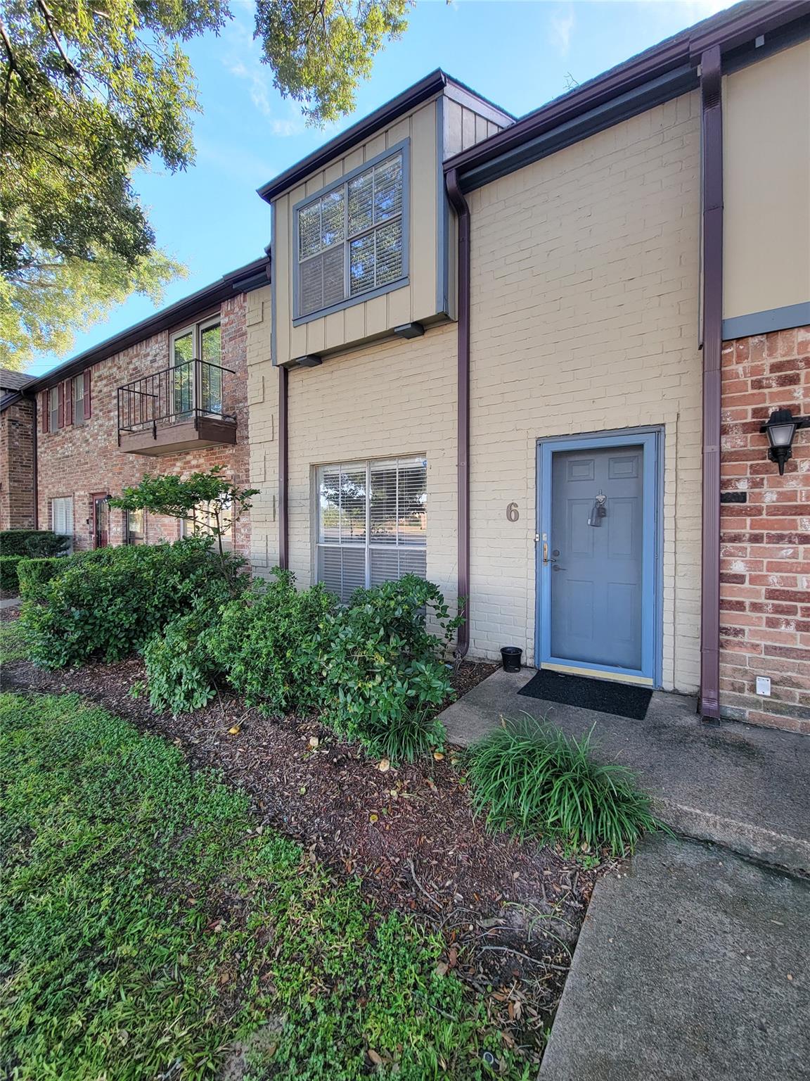 14703 Barryknoll 6