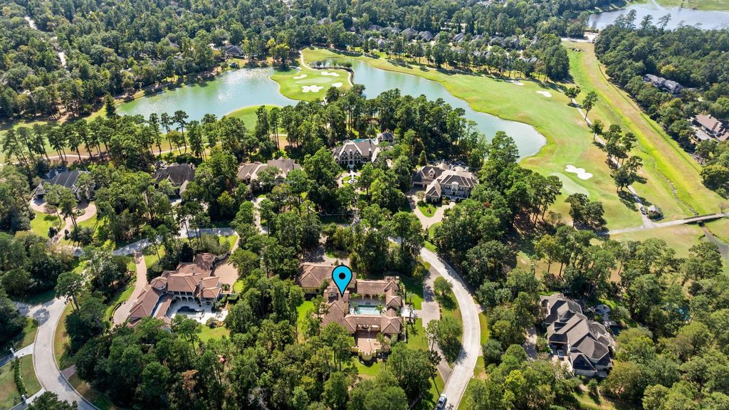 Photo of 11 Palmer Crest, The Woodlands, TX 77381 (MLS # 95760519)