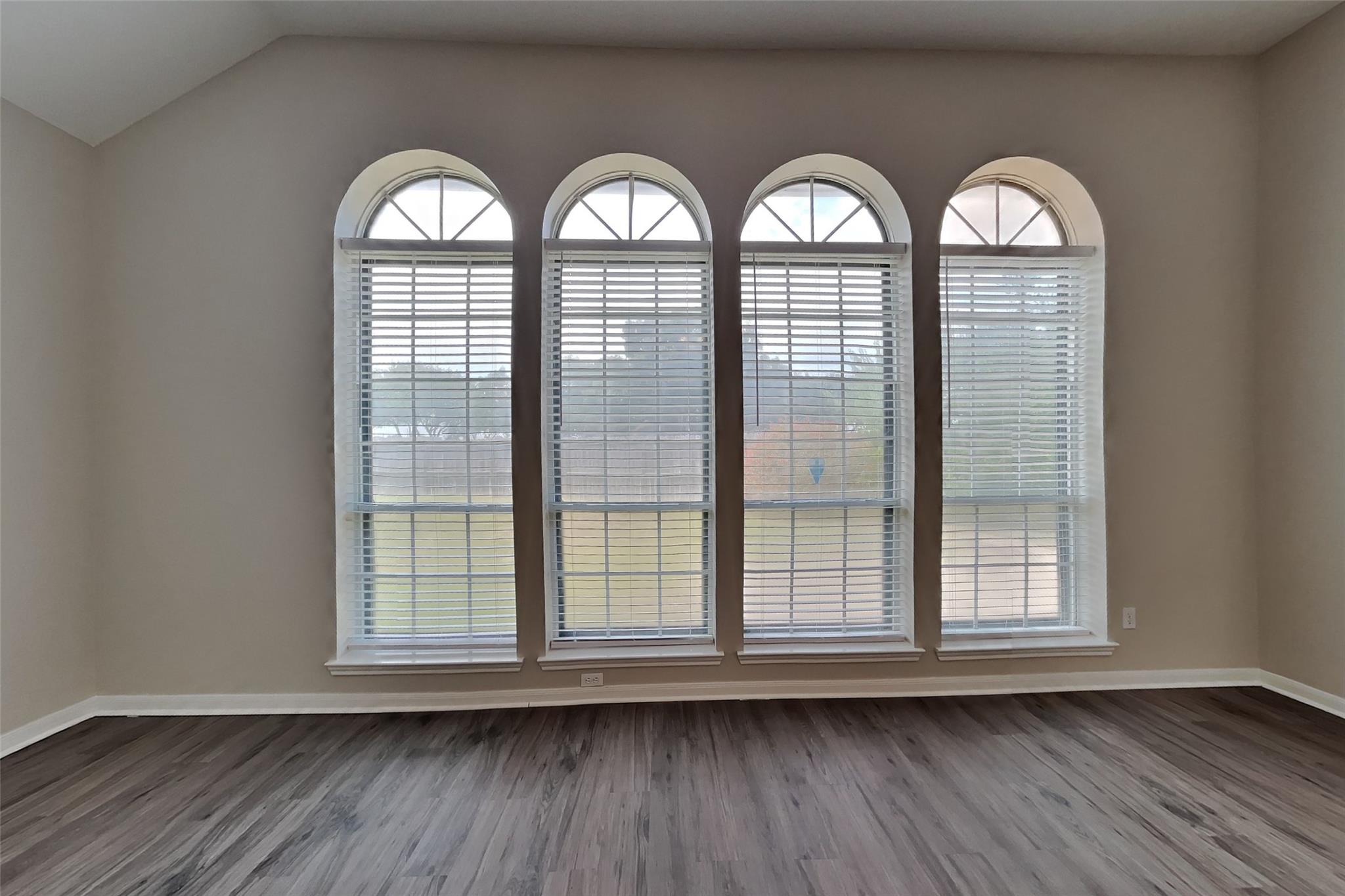 11414 Oak Lake Glen Circle