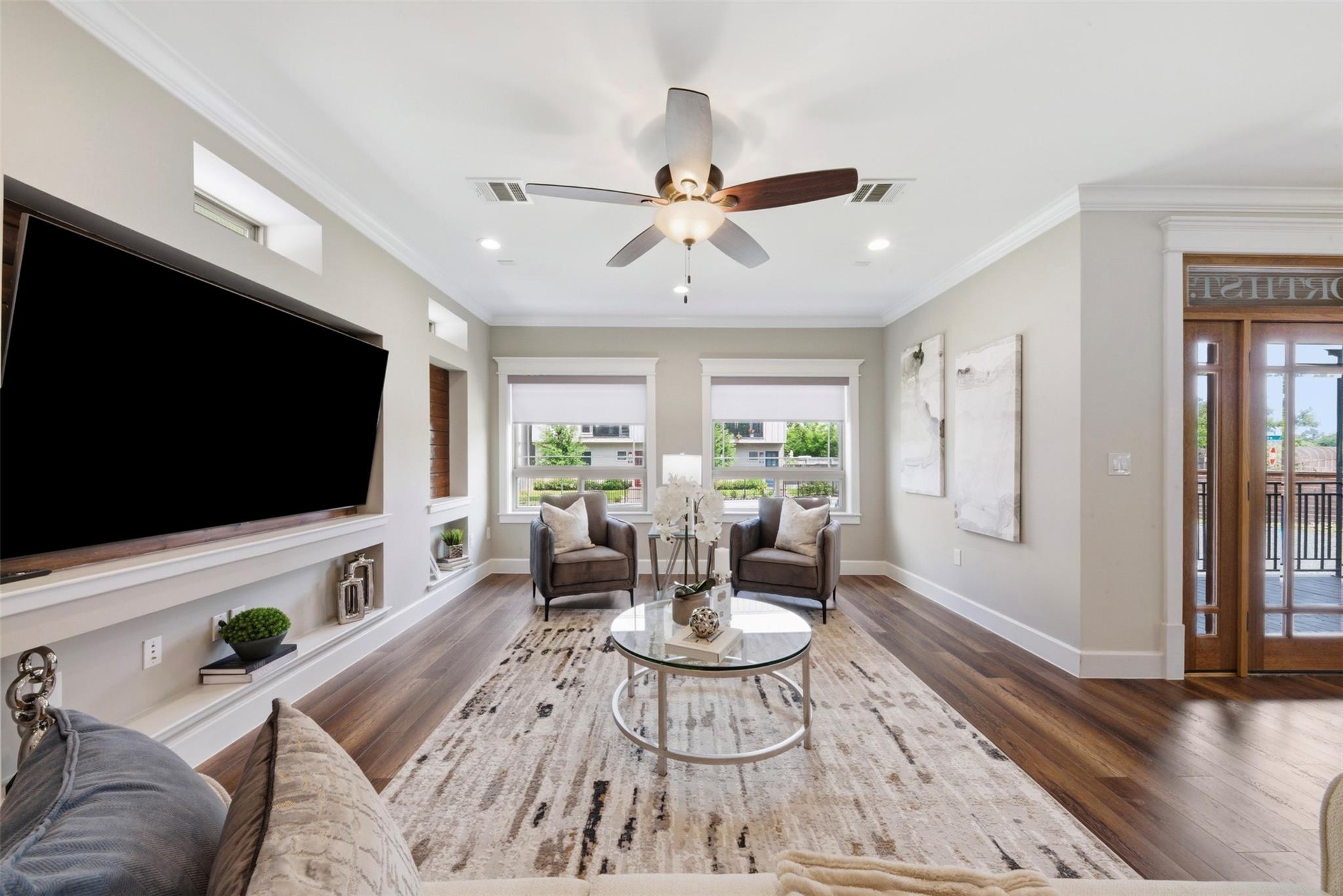 Houston, Texas, 77009, United States, 3 Bedrooms Bedrooms, ,4 BathroomsBathrooms,Residential,Active,2052028
