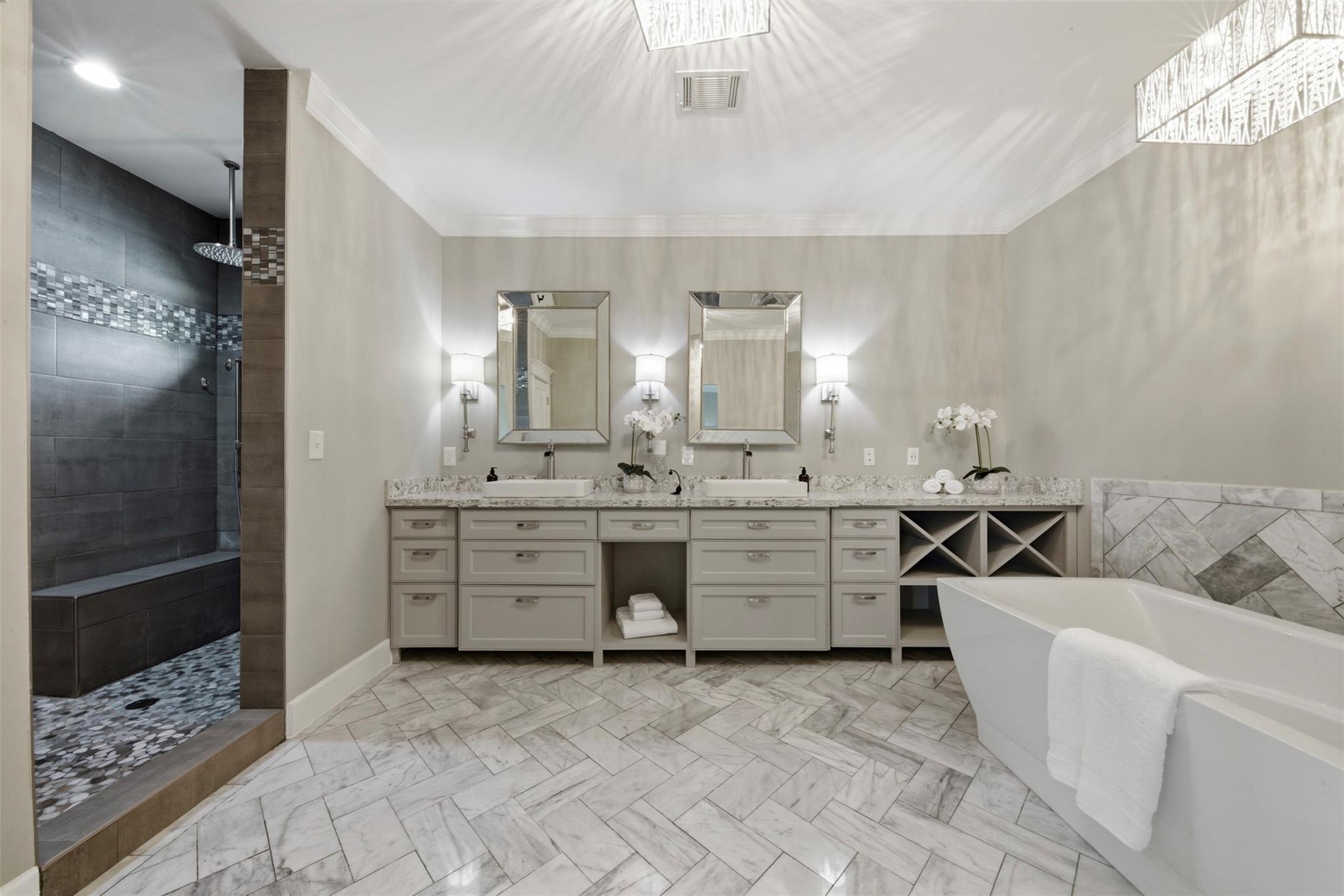 Houston, Texas, 77009, United States, 3 Bedrooms Bedrooms, ,4 BathroomsBathrooms,Residential,Active,2052028