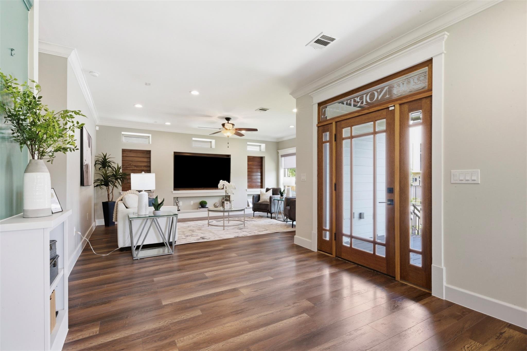 Houston, Texas, 77009, United States, 3 Bedrooms Bedrooms, ,4 BathroomsBathrooms,Residential,Active,2052028
