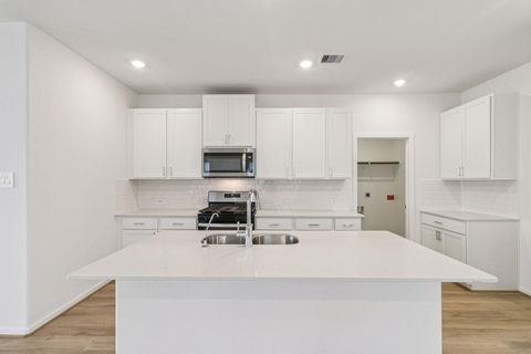 Homes For Sale - 2534 Paloverde Canyon Court<br/> Crosby, TX 77532