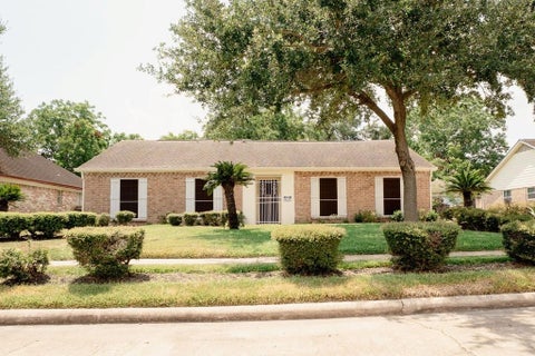 Photo of 15118 Carol Chase Circle, Missouri City, TX 77489 (MLS # 94618090)
