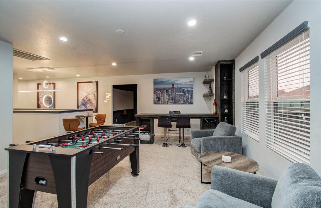 Photo of 15614 S Early Dusk Circle, Houston, TX 77044 (MLS # 18922085)