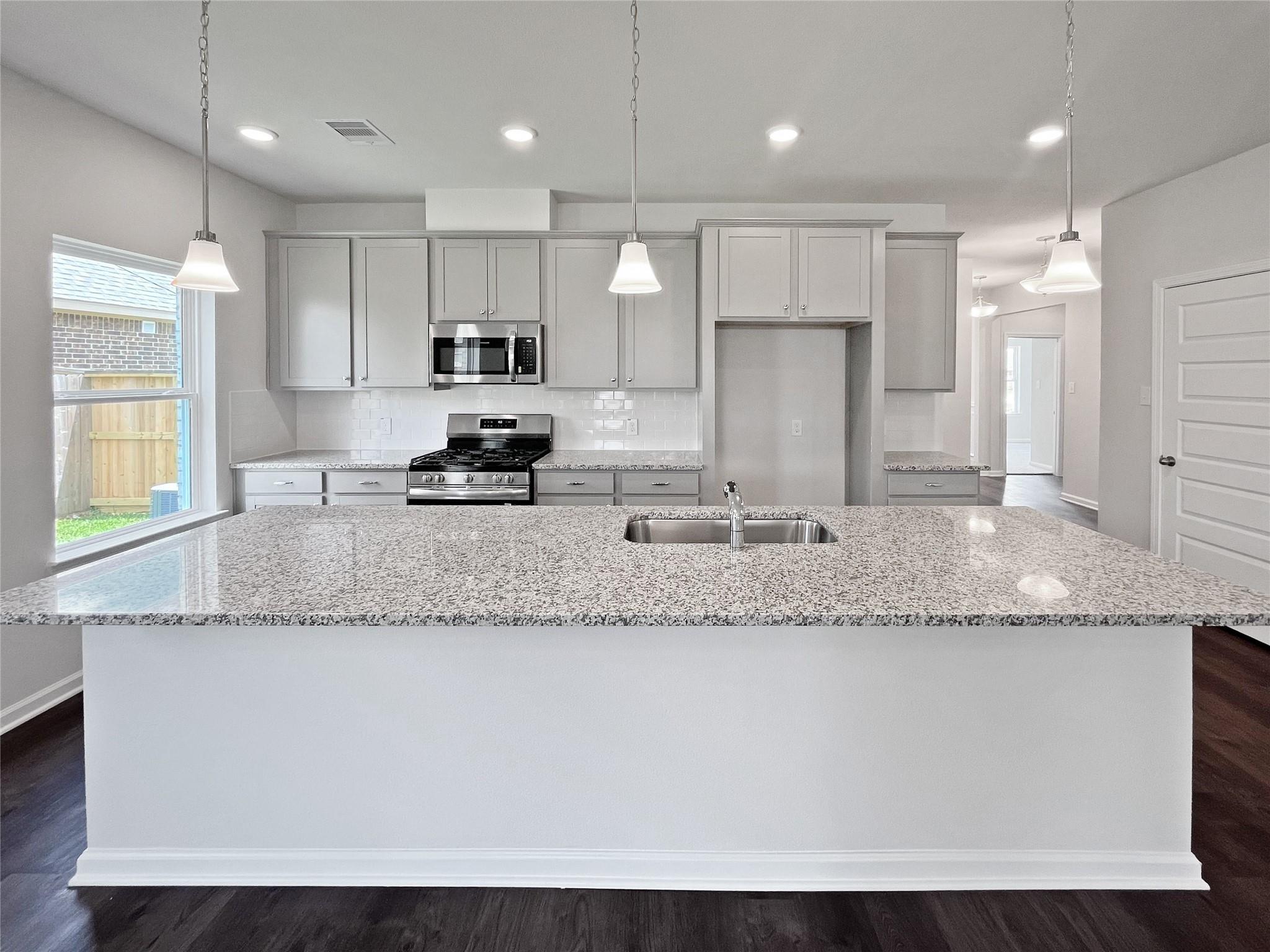 8126 Red Shiner Way