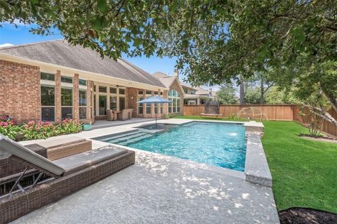 Photo of 127 E Canyon Wren Circle, Spring, TX 77389 (MLS # 15382044)