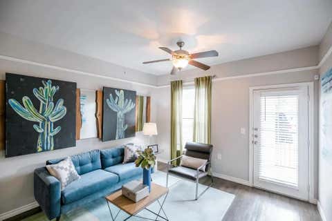 Apartment For Rent - 6710 Babcock Road #1112<br/> San Antonio, TX 78249