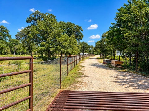 Photo of 1673 Lange Road, Ledbetter, TX 78946 (MLS # 50592275)