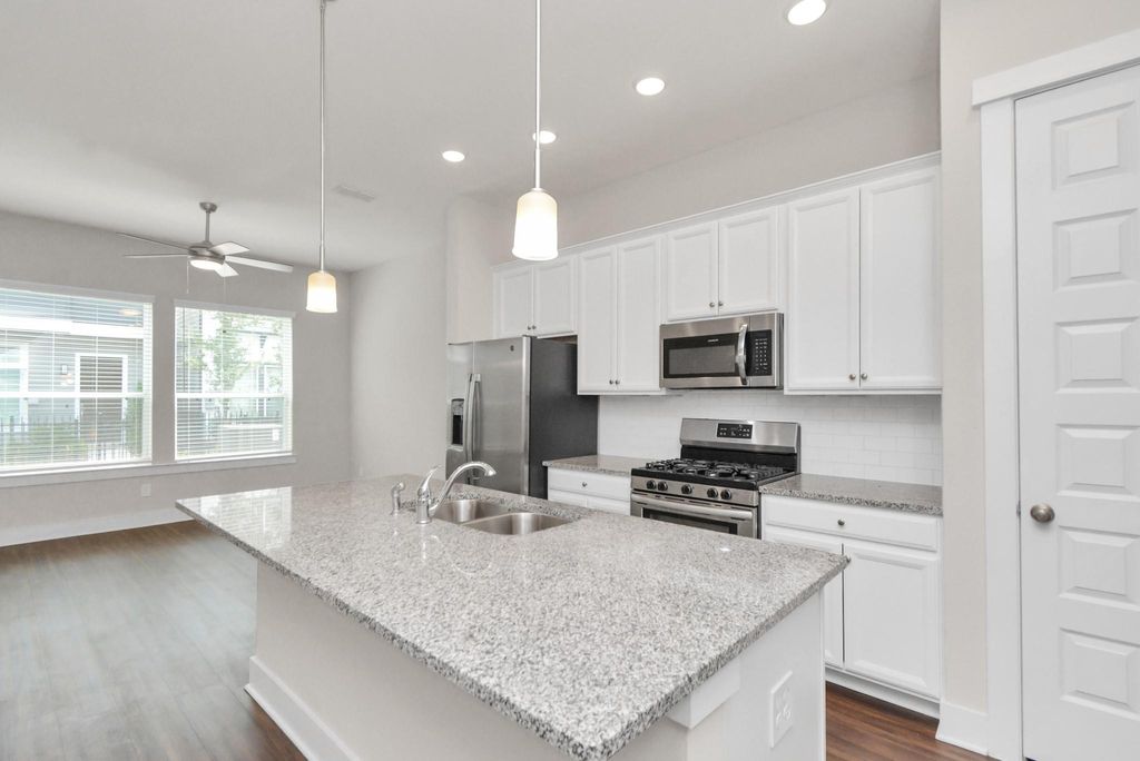 Photo of 787 Strawberry Pines Court, Houston, TX 77009 (MLS # 30542050)