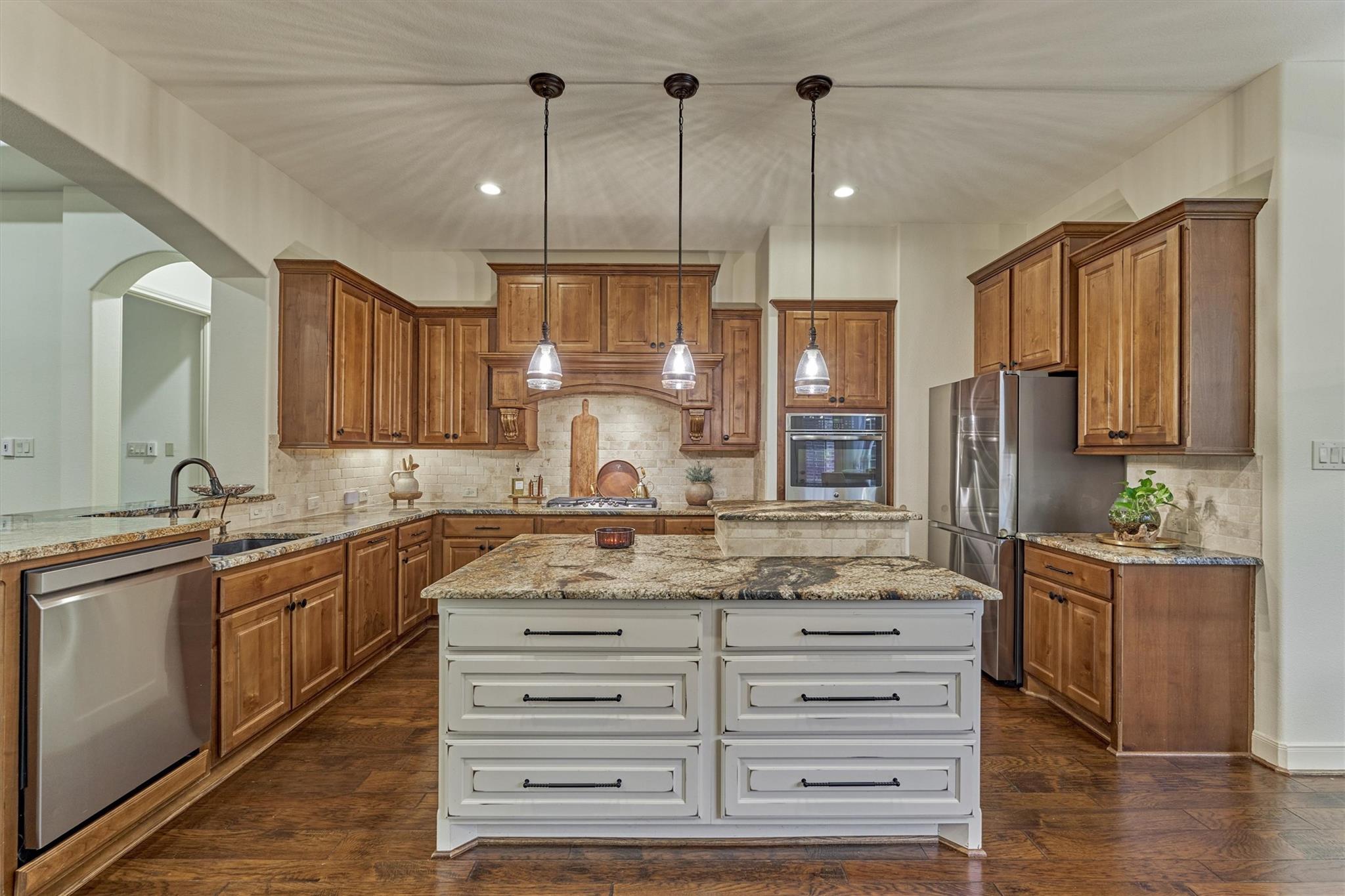 Montgomery, Texas, 77316, United States, 5 Bedrooms Bedrooms, ,5 BathroomsBathrooms,Residential,Active,2052024