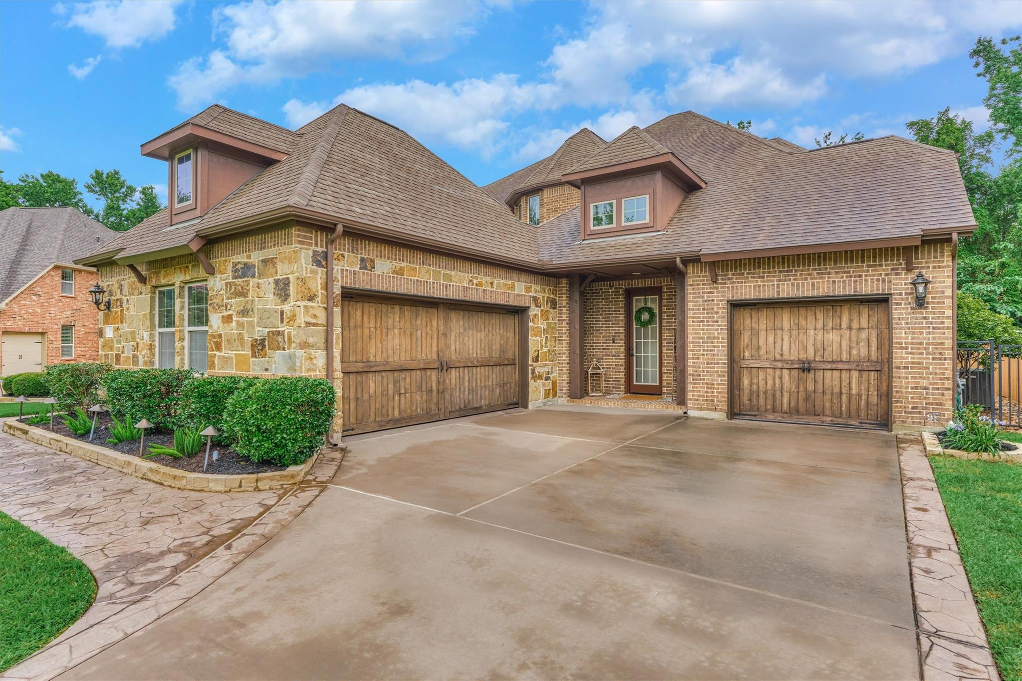 Montgomery, Texas, 77316, United States, 5 Bedrooms Bedrooms, ,5 BathroomsBathrooms,Residential,Active,2052024