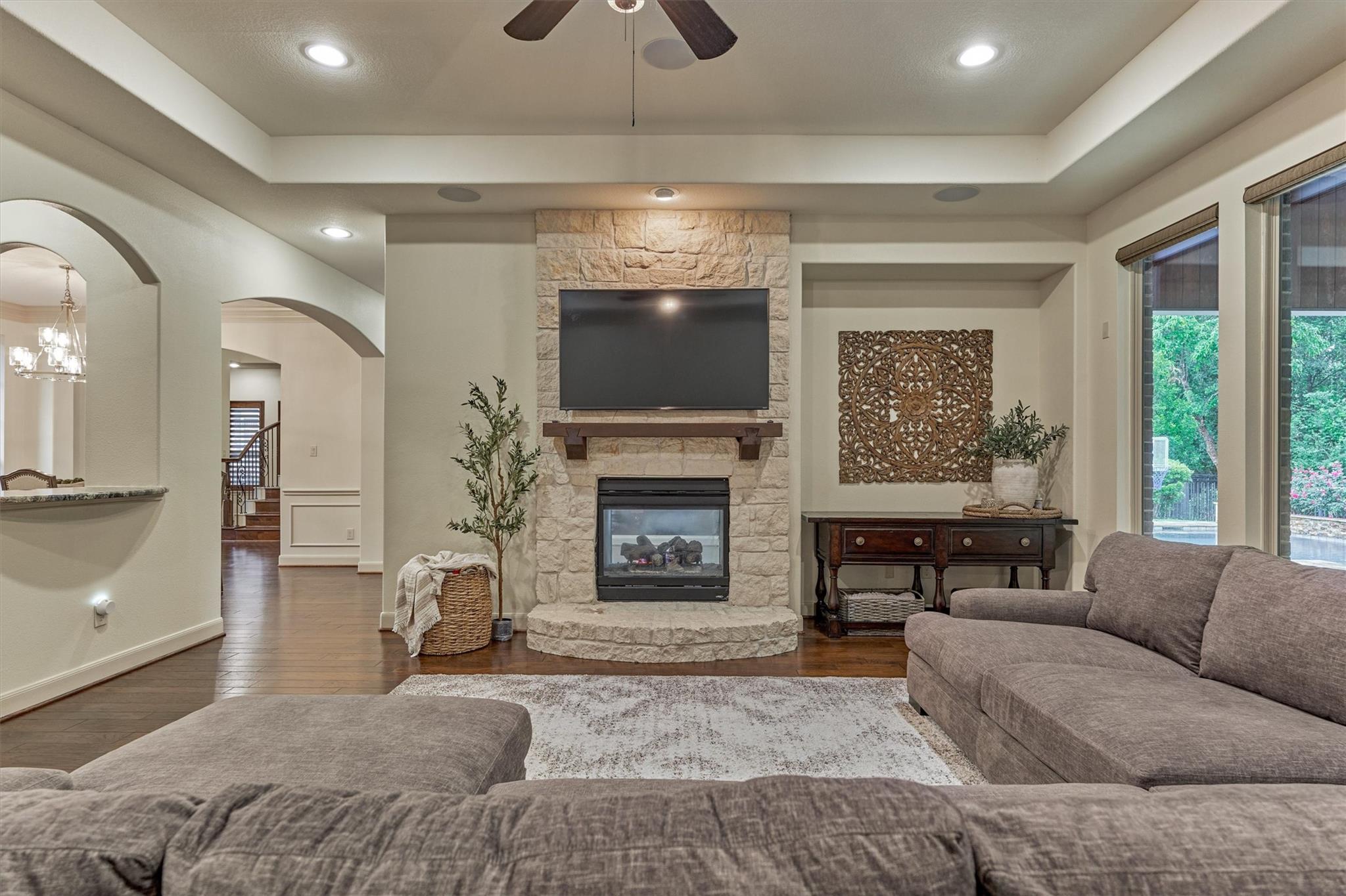 Montgomery, Texas, 77316, United States, 5 Bedrooms Bedrooms, ,5 BathroomsBathrooms,Residential,Active,2052024