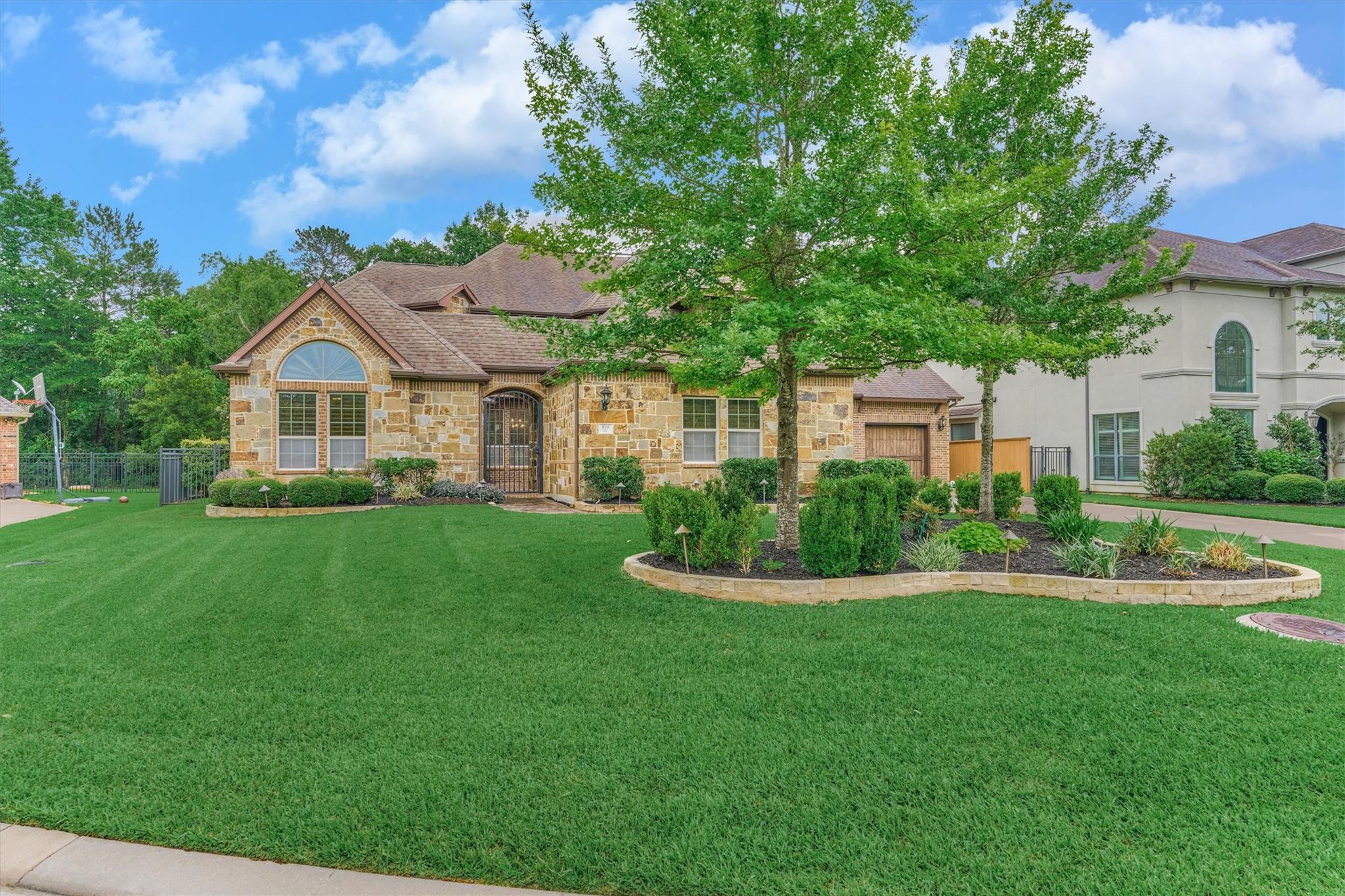 Montgomery, Texas, 77316, United States, 5 Bedrooms Bedrooms, ,5 BathroomsBathrooms,Residential,Active,2052024
