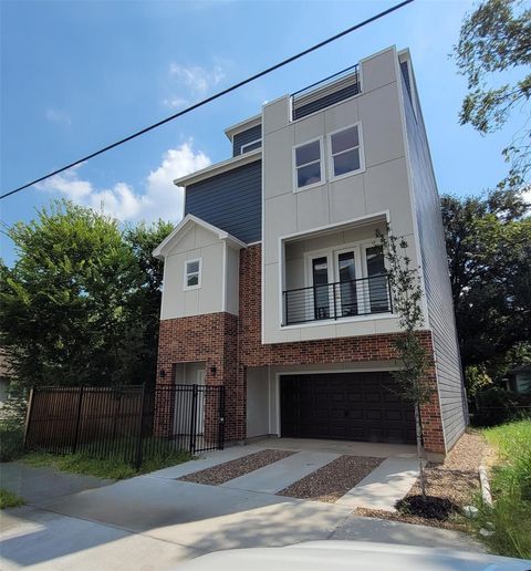 Photo of 2805 Tierwester Street, Houston, TX 77004 (MLS # 26837486) Photo of 2805 Tierwester Street, Houston, TX 77004 (MLS # 26837486)