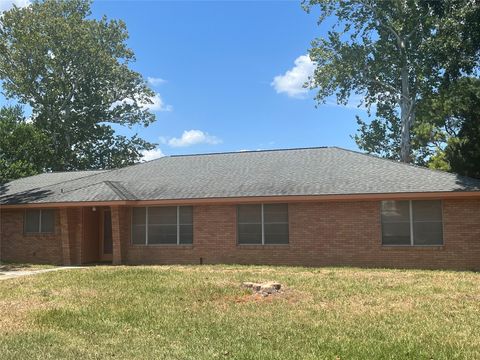 Photo of 106 Jane Drive, Columbus, TX 78934 (MLS # 81803940)