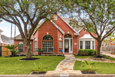 Photo of 19222 Atherton Lane, Houston, TX 77094 (MLS # 21286536)