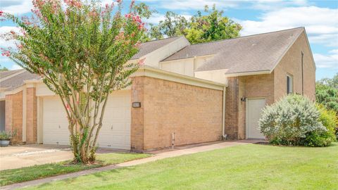 Photo of 1826 Veranda Drive, West Columbia, TX 77486 (MLS # 5250009) Photo of 1826 Veranda Drive, West Columbia, TX 77486 (MLS # 5250009)