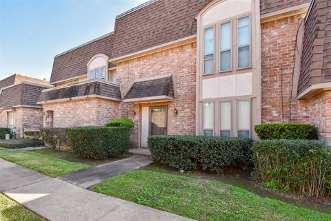 Photo of 2924 Camelot Lane, Missouri City, TX 77459 (MLS # 9019051)
