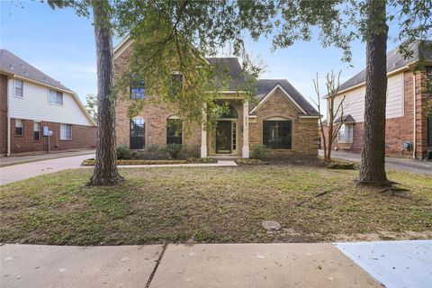 Photo of 2117 Spinnaker Drive, League City, TX 77573 (MLS # 58354001)