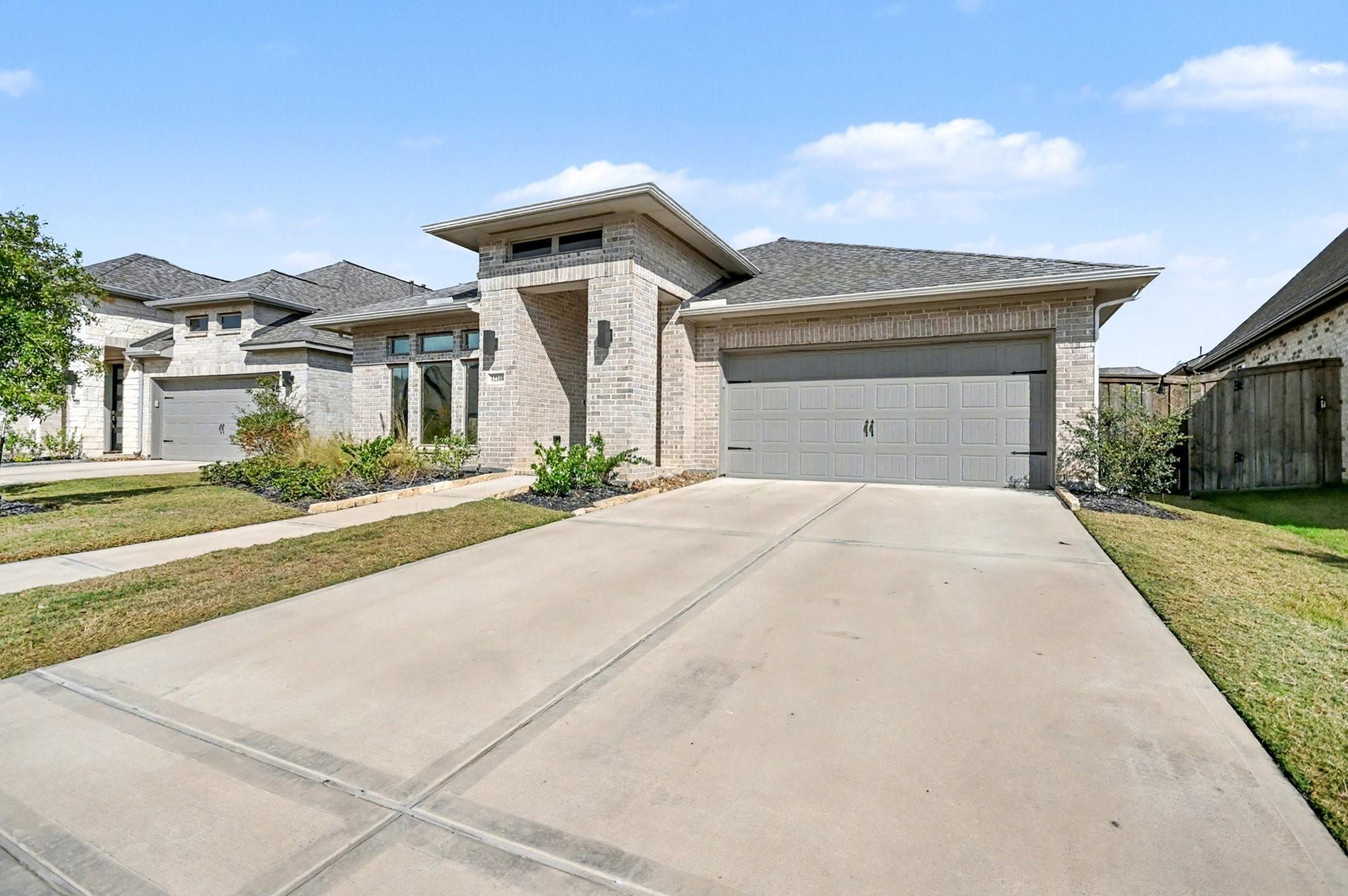 Mont Belvieu, Texas 77523, United States, 3 Bedrooms Bedrooms, ,2 BathroomsBathrooms,Residential,Active,247197