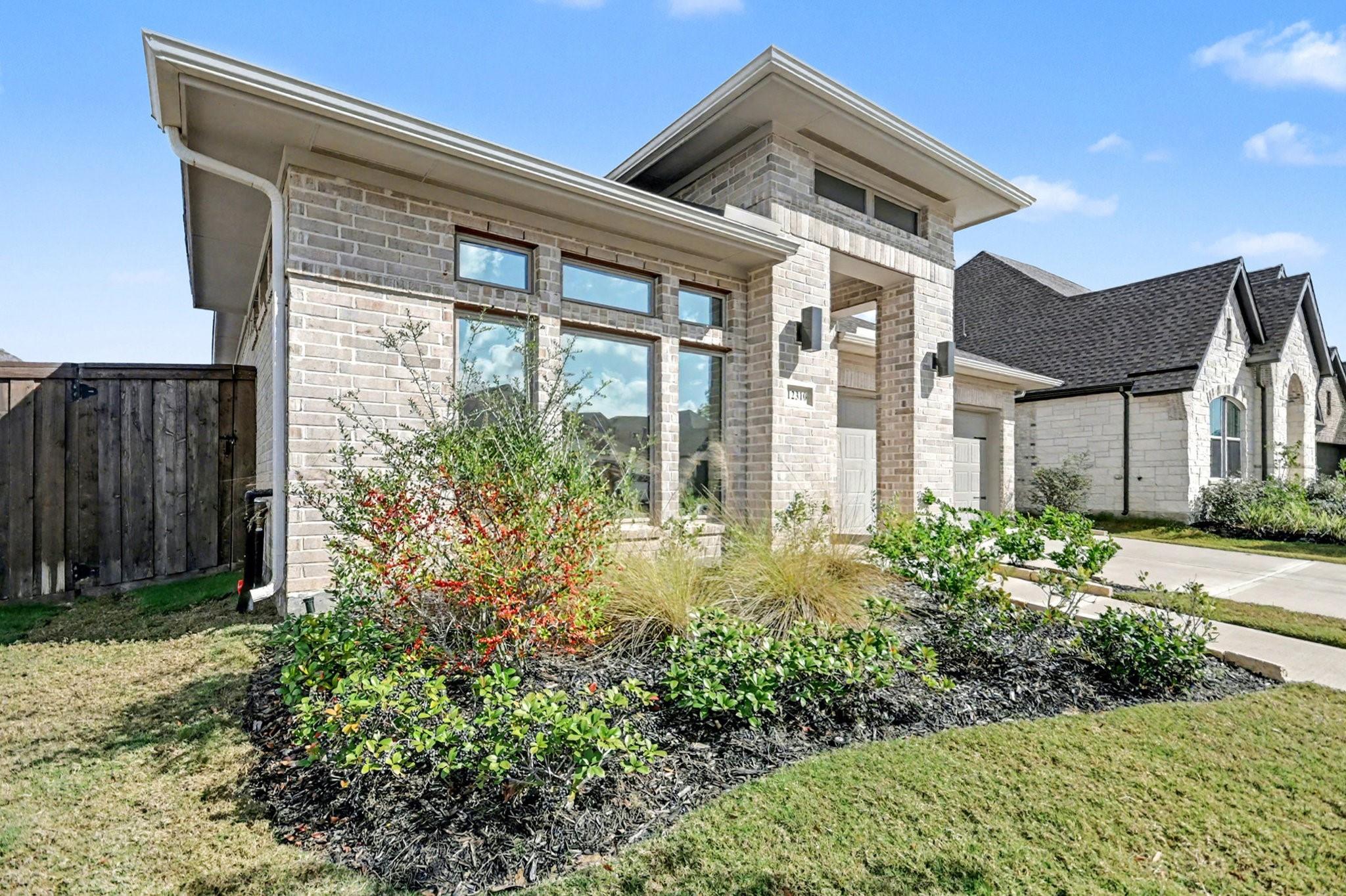 Mont Belvieu, Texas 77523, United States, 3 Bedrooms Bedrooms, ,2 BathroomsBathrooms,Residential,Active,247197