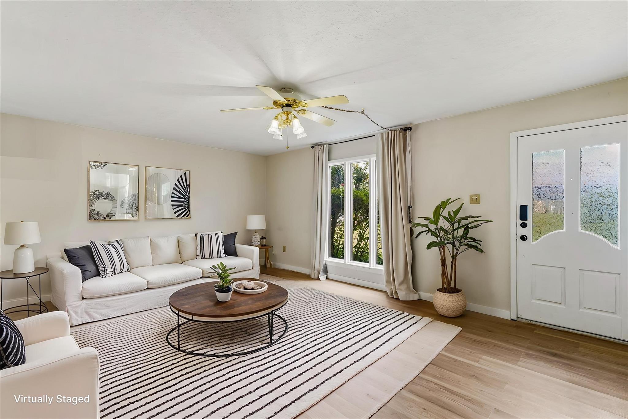 1305 Town Circle 4